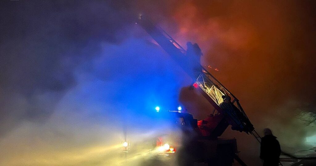 Росія зірвала великоднє перемир’я — дані Генштабу ЗСУ про атаки 11 квітня — Укрaїнa Росія зірвала великоднє перемир’я — дані Генштабу ЗСУ про атаки 11 квітня — Укрaїнa