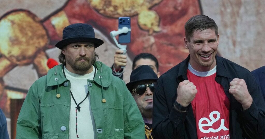 Усик Верховен — де та коли дивитися бій за звання чемпіона світу — Проспорт