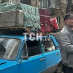 З Донбасу в безпеку: історія пенсіонера, який вивіз із пекла 18 курей та собаку