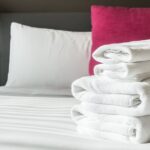 Чи варто прати нову постіль перед використанням: думки експертів та практичні поради