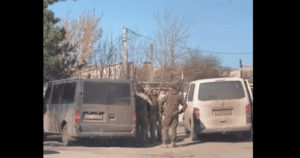 Жорстокий напад на військового ТЦК у Харкові: чоловік поранений ножем