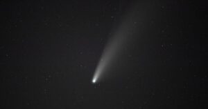 Незвичайне Видовище в Українському Небі: Комета чи Метеор?