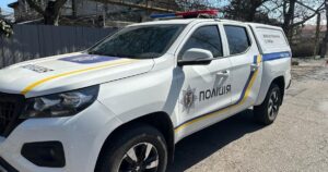 Стрілянина на дорозі в Івано-Франківську: Патрульні блискавично затримали озброєного чоловіка!