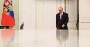 Путіна «прорвало» після ударів по Туапсе: у Кремлі не вдалось приховати катастрофічні наслідки атак