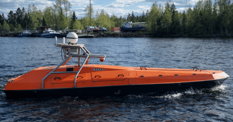 Морський Дрон Знищено Біля Одеси: ВМС України показали видовищне відео успішної оборони порту