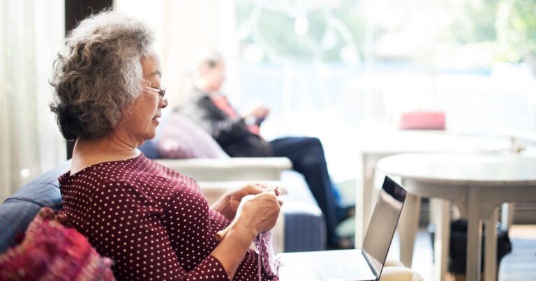 ШІ-клон сина: Чи виправдане приховування правди від літньої матері? Світова дискусія про етику цифрового майбутнього