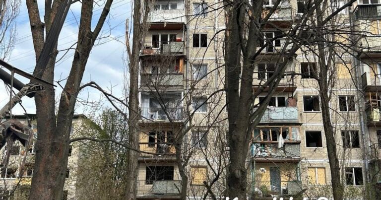 Наслідки нічної атаки РФ на Київ: понівечені будинки на Подолі та історії мешканців
