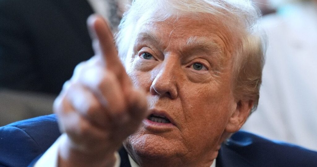 Переговори США та Ірану — Венс не приїде, Трамп назвав інших учасників — Світ