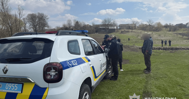 Жахлива Трагедія на Тернопільщині: 4-річний Хлопчик Загинув у Ставку Біля Дому – Попередження для Батьків