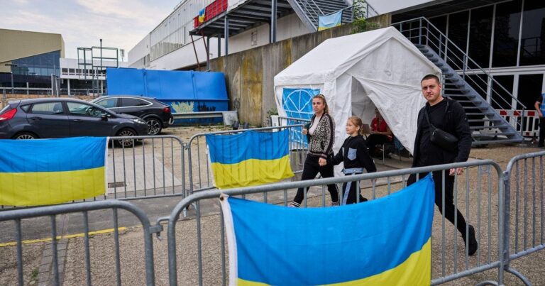 Європа “приваблює” українську молодь: демографічний розклад та неочікувані вигоди