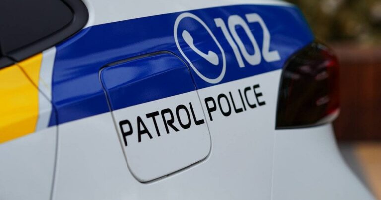 Трагічна звістка: Чоловік раптово помер біля популярного ТРЦ у Києві – що відомо?