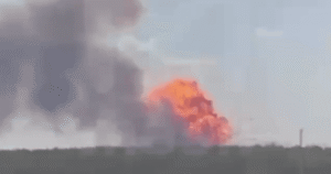 Росія у вогні: СБУ вгатила по ключовій нафтовій станції Кремля, там гігантська пожежа — Укрaїнa