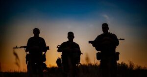 Не брак людей, а “апетити” командирів: нардеп про причини відмови у відпустках військовим