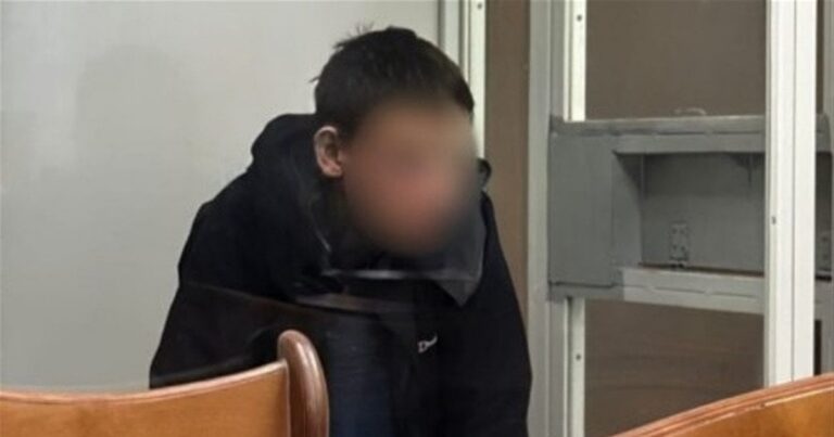 Теракт у Броварах: 17-річного організатора та 23-річного виконавця відправили під варту