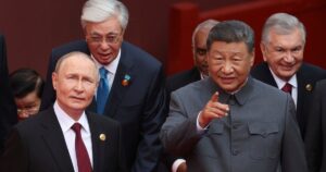 Чи стане Китай “сірим кардиналом” війни? Росія як васал Пекіна – тривожні прогнози НАТО