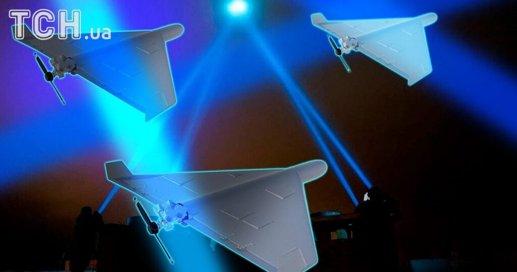 "Бачу чорні крила і вибух": росіяни "Шахедом" атакували навчальний заклад "Бачу чорні крила і вибух": росіяни "Шахедом" атакували навчальний заклад