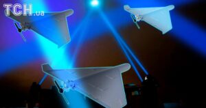 Чорні крила “Шахеда” та вибух: директор і викладач училища пережили атаку дрона