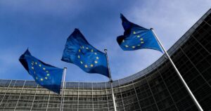 ПОСЛАДЕНИЙ ВІДПОВІДЬ: ФРАНЦІЯ, ПОЛЬЩА ТА ЄС ЗАЛИШАЮТЬСЯ В КИЄВІ, НЕЗВАЖАЮЧИ НА ПОГРОЗИ РФ