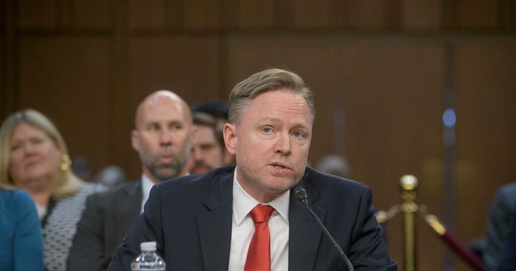 "Залишався поза увагою": колишній офіцер ЦРУ очолить розвідку США "Залишався поза увагою": колишній офіцер ЦРУ очолить розвідку США