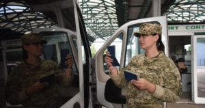 Митний Контроль Німеччини 2026: Все, Що Потрібно Знати Перед Поїздкою: Від Собак до Ліків та Готівки