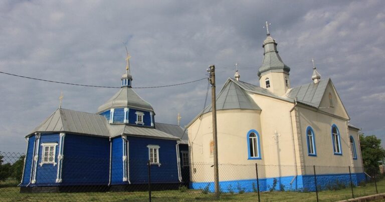 НЕЗЛАМНІ СЕРБИЧАНИ: УКРАЇНСЬКА ВІРА ПРОТИ МОСКОВСЬКИХ ТІТУШОК