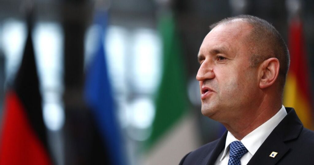 Вибори у Болгарії - Румен Радев з проросійськими поглядами став прем'єром — Політика