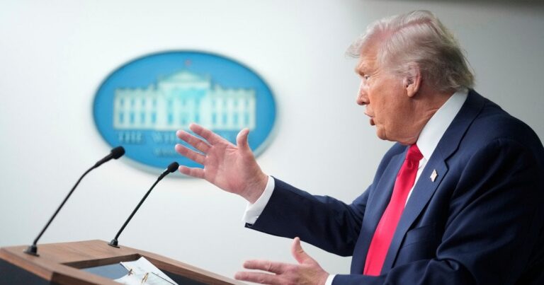 Чи загрожує Оману “підрив”? Трамп знову шокує світ новими погрозами