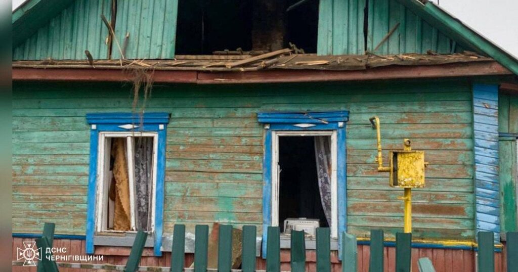 Ворог вдарив дроном по області на півночі України: поранені мати з донькою (фото)