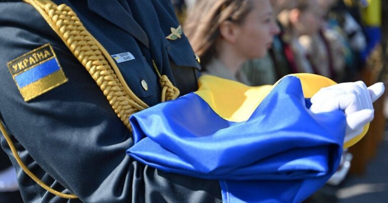 Київ прощається з Андрієм Мельником: Історична Подія Перепоховання Лідерів ОУН та Спадок Національної Боротьби