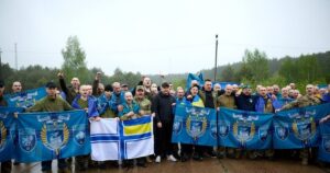Україна Повернула 205 Героїв: Велика Перемога у Обміні Полоненими З РФ!