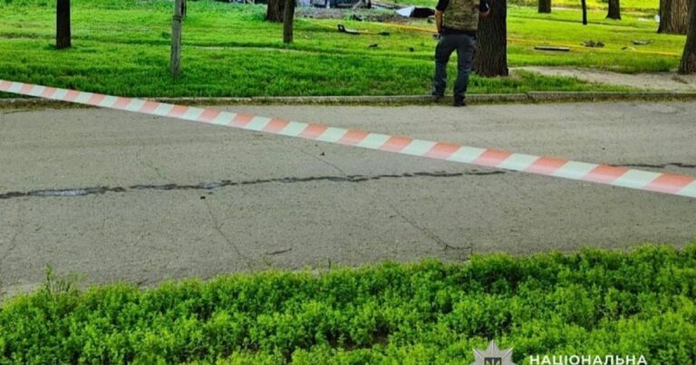 Вибух автівки у Дніпрі: Небезпечний інцидент у Соборному районі