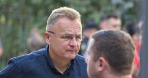 Мера Львова Садового облили невідомою речовиною - фото нападника — Укрaїнa