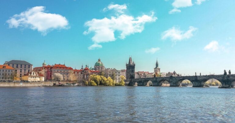 Чехія: Скасування Тимчасового Захисту для Українців? Наростає Невизначеність!