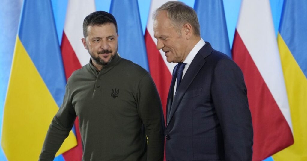 Зеленський і Туск проведуть переговори в Єревані: що відомо про саміт