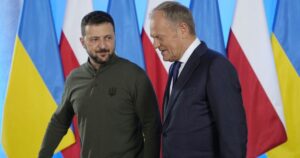 Зеленський і Туск проведуть переговори в Єревані: що відомо про саміт