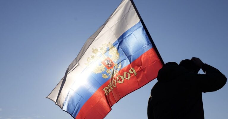 Київ під загрозою: Росія погрожує новими ударами та закликає іноземців виїхати