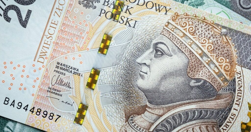 Українці в Польщі: нові правила виплати 800+ для українських біженців — Туризм