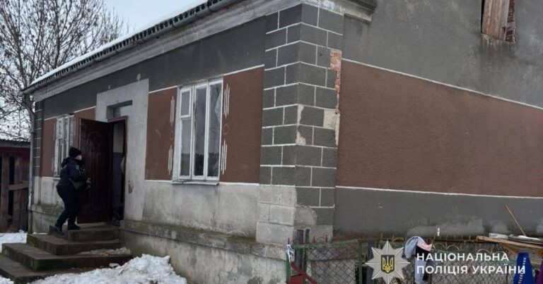 Життя під загрозою: Батьків на Львівщині судитимуть за жорстоке ставлення до немовляти