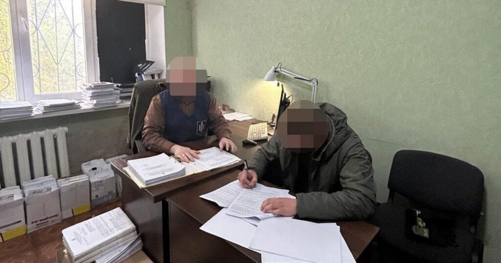 На Хмельниччині військового судитимуть за катування жінки - обпалив обличчя — Укрaїнa На Хмельниччині військового судитимуть за катування жінки - обпалив обличчя — Укрaїнa