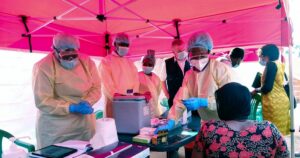 ЕБОЛА НАСТУПАЄ: ЯК ВІРУС ЗАХОПЛЮЄ НОВІ РЕГІОНИ І ЩО ЦЕ ОЗНАЧАЄ ДЛЯ НАС
