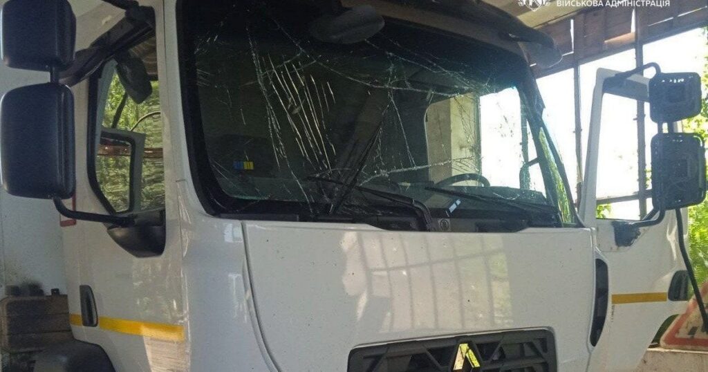 Атака РФ на Дніпропетровщину 22 травня— є влучання біля службового авто — Укрaїнa Атака РФ на Дніпропетровщину 22 травня— є влучання біля службового авто — Укрaїнa