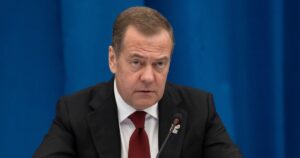 Медведєв погрожує АЕС — після заяв РФ про атаку дрона на Запорізьку станцію — Світ
