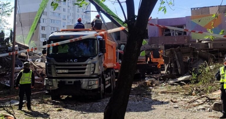 Жахлива Ніч у Києві: Масована Атака Забрала Життя, Десятки Постраждалих, Серед Них Діти – Останні Дані