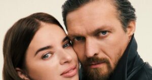 Усик знову вийде на ринг із талісманом перед боєм з Верховеном — Проспорт