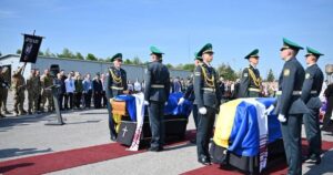 До України повернули прах лідера ОУН Андрія Мельника — Укрaїнa