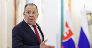 Скандал у Нью-Делі: Лавров погрожував журналісту “гарматами” через звук мобільного телефону!