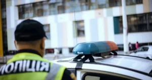 Київ: Сенсаційна Стрілянина у Святошинському Районі! Поліція Оголосила Масштабний Пошук Водія Volkswagen – Спецоперація Вже Розпочалася!