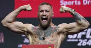 Макгрегор повертається: зірка UFC дізнався дату наступного бою та ім'я суперника