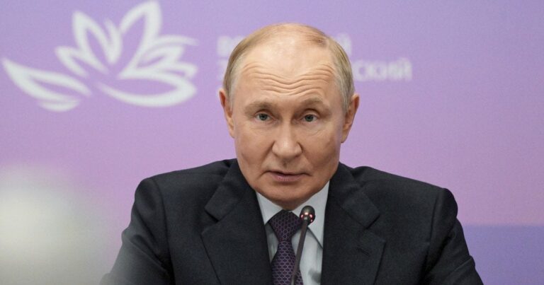 9 Травня: Чи справді Росія прагне миру, чи це чергова хитрість Путіна? Детальний аналіз від Максима Жоріна