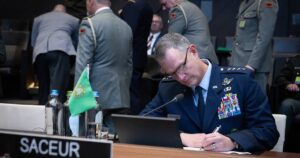 Блеф Кремля: генерал НАТО пояснив, чому Росія насправді не боїться Альянсу